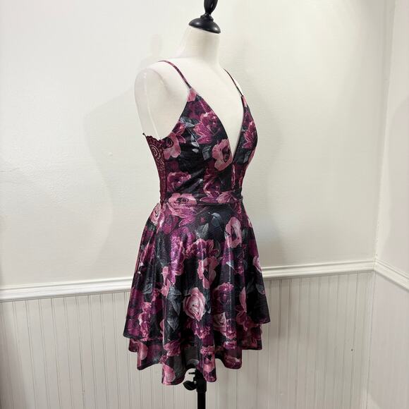 Emerald Sundae Size M Hoco Dress NEW Lace Floral Metallic Prom Formal Holiday - Picture 6 of 16